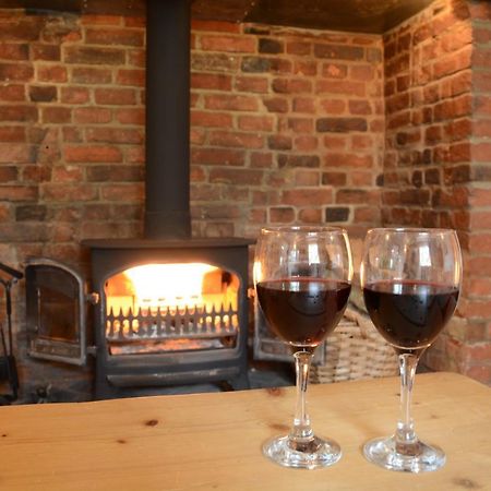 1 Tunns Cottages, Rushmere, Nr Beccles Extérieur photo